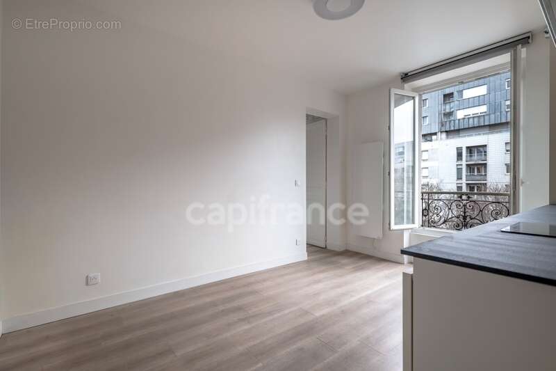 Appartement à PARIS-19E