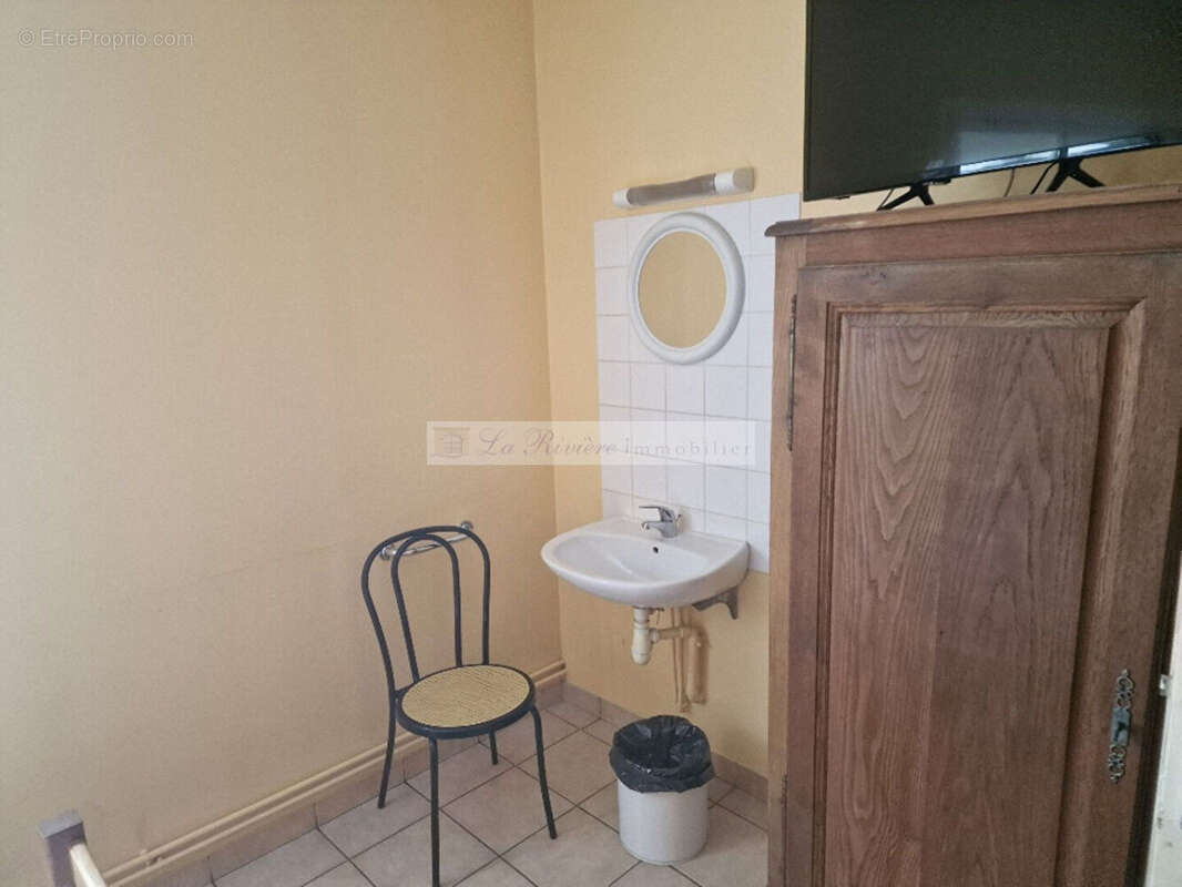 Maison ANGOULEME 520 m2 - photo 11