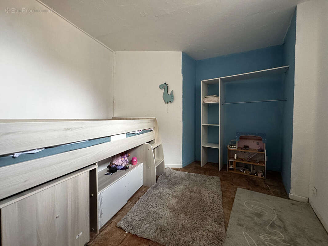 Maison à THEZAN-DES-CORBIERES