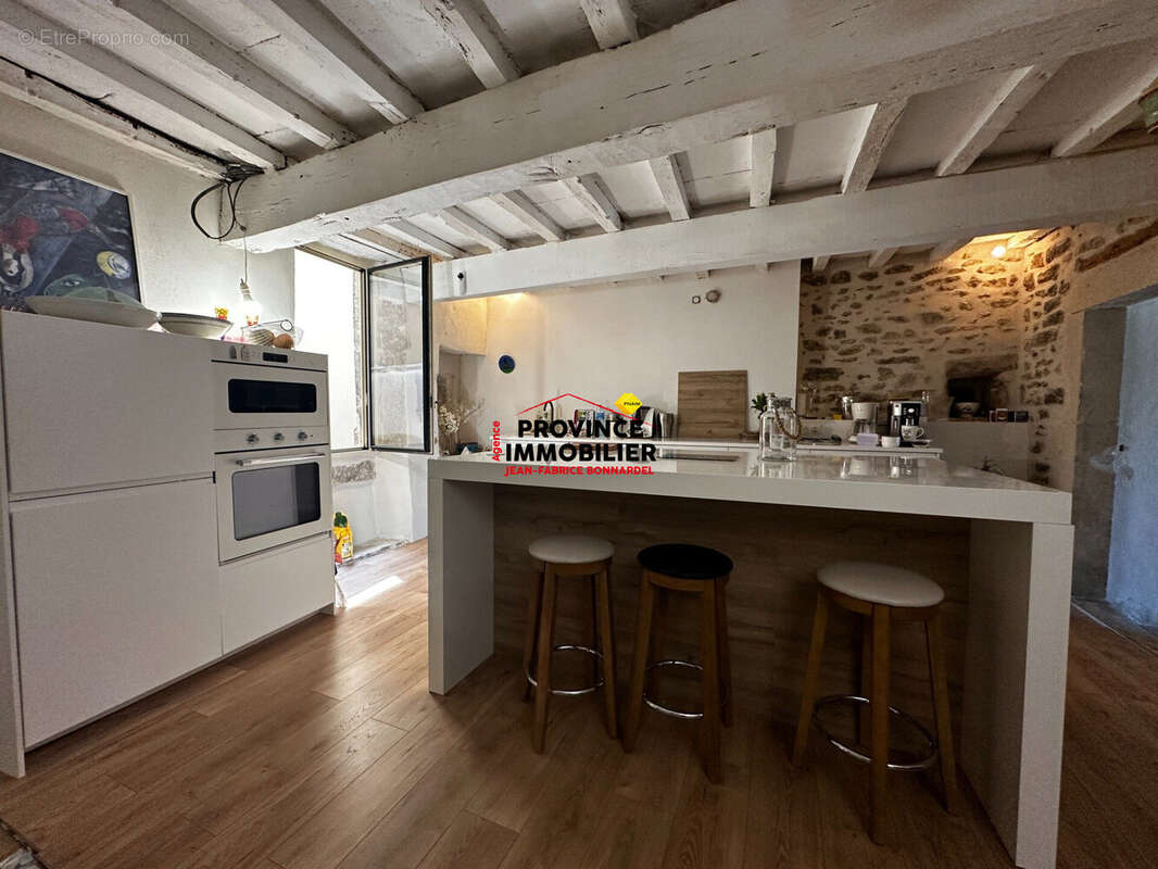 Maison 192 m² à Taulignan  - photo 7