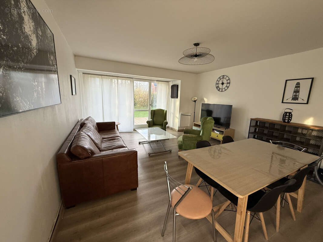 Maison à CANY-BARVILLE