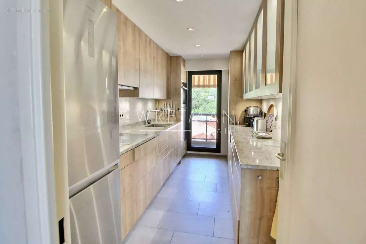 Appartement à MOUGINS