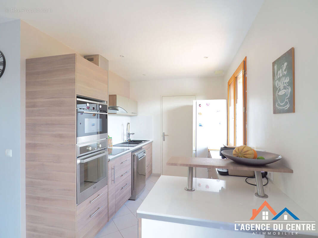 Maison 6 pièce(s) 102 m2 - photo 4