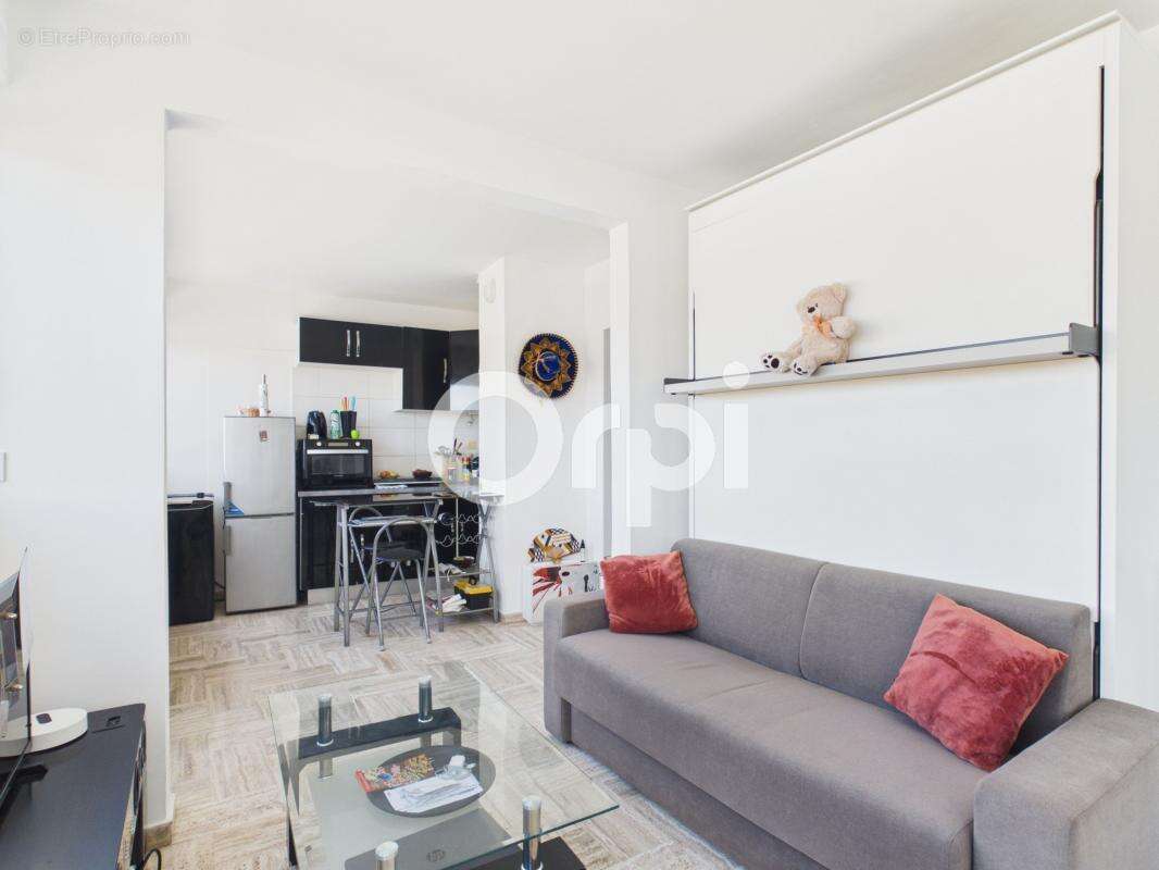 Appartement à MANDELIEU-LA-NAPOULE