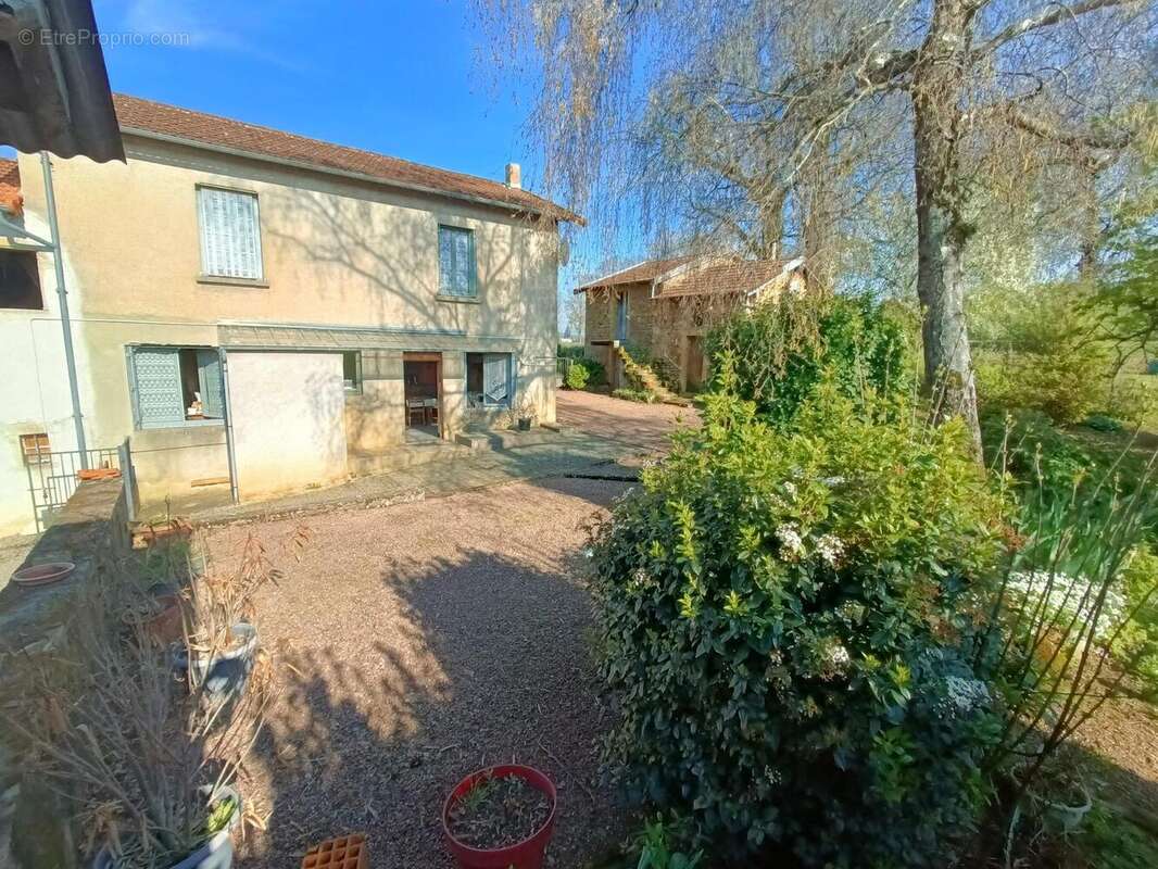 Photo 3 - Maison à CHAUFFAILLES