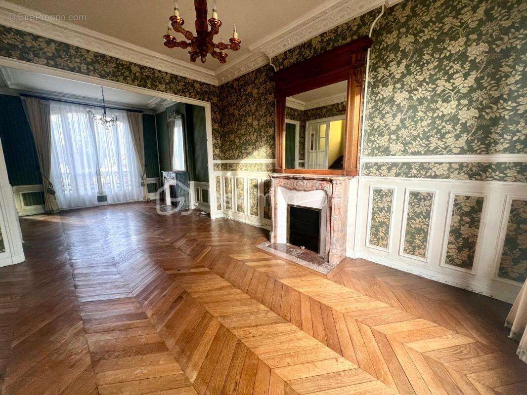 Maison à ANGERVILLE