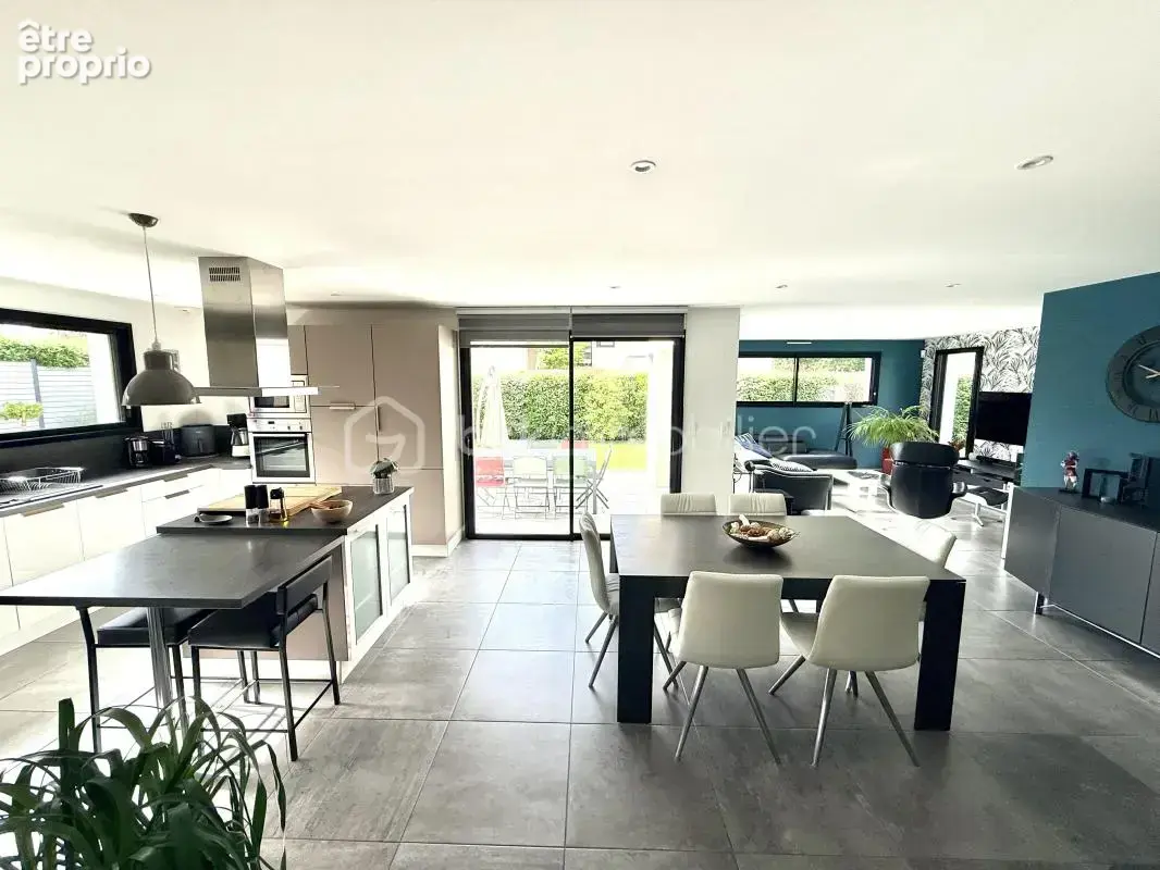 Maison contemporaine non mitoyenne avec garage au calme - photo 3