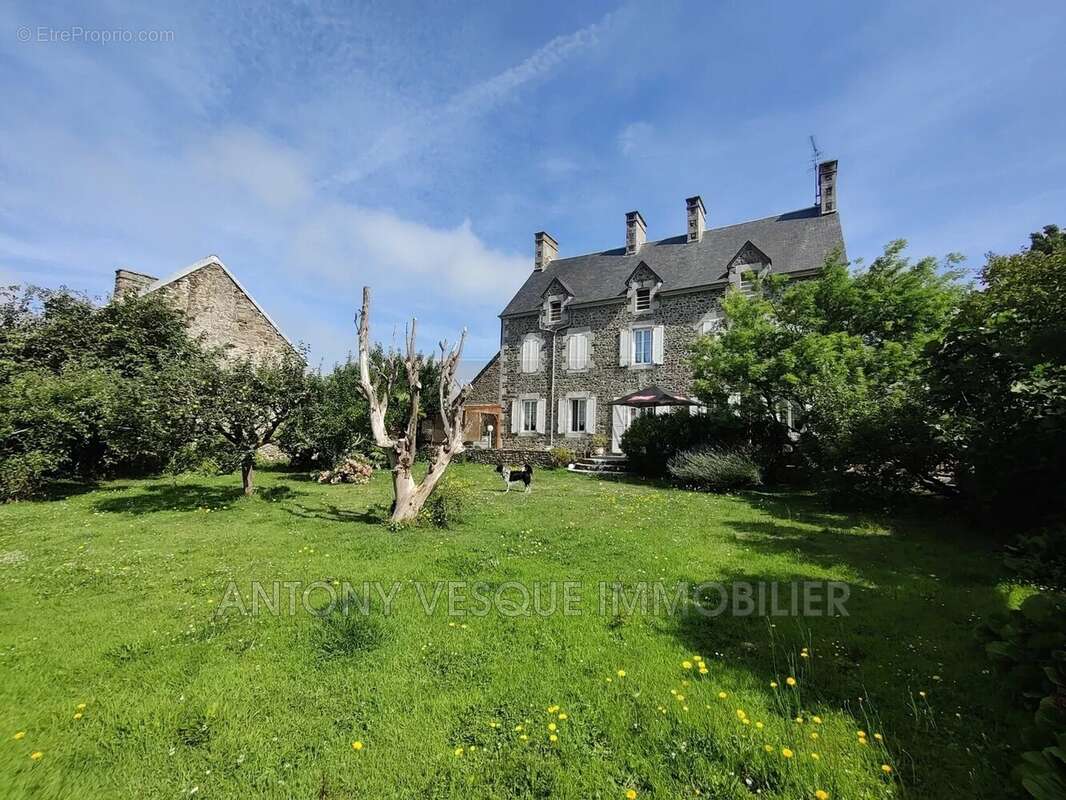 Maison à BLAINVILLE-SUR-MER