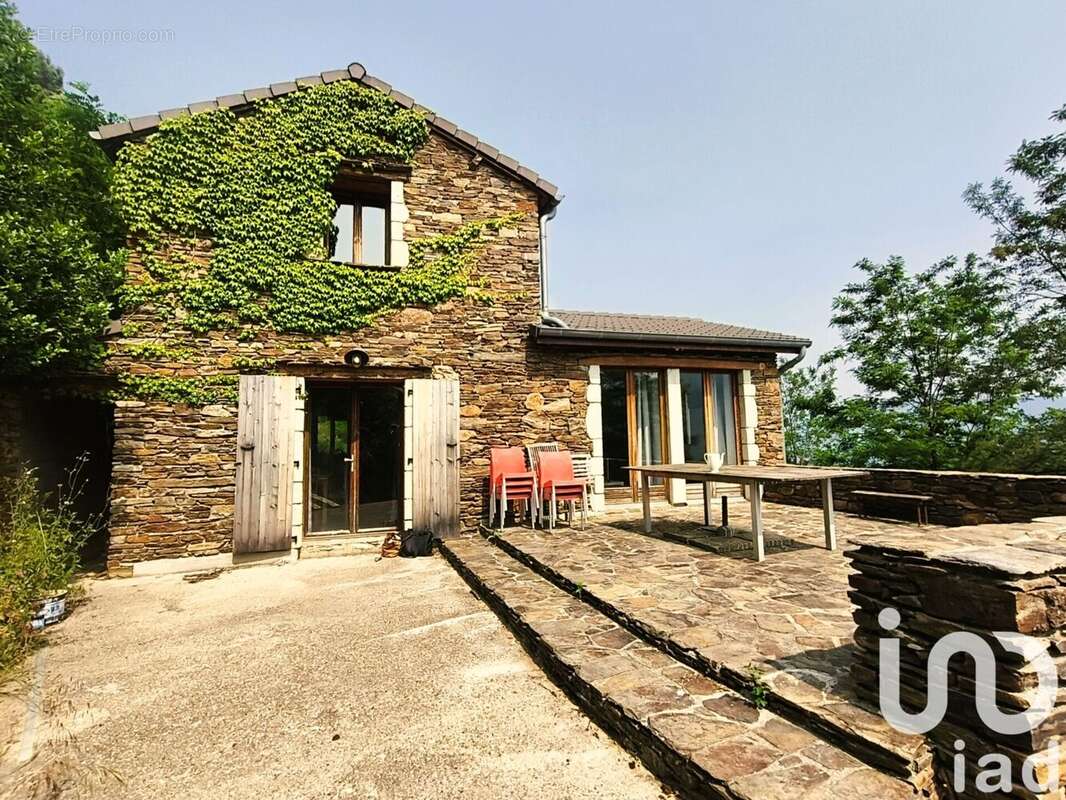Maison 130 m² à Saint-Melany  - photo 2