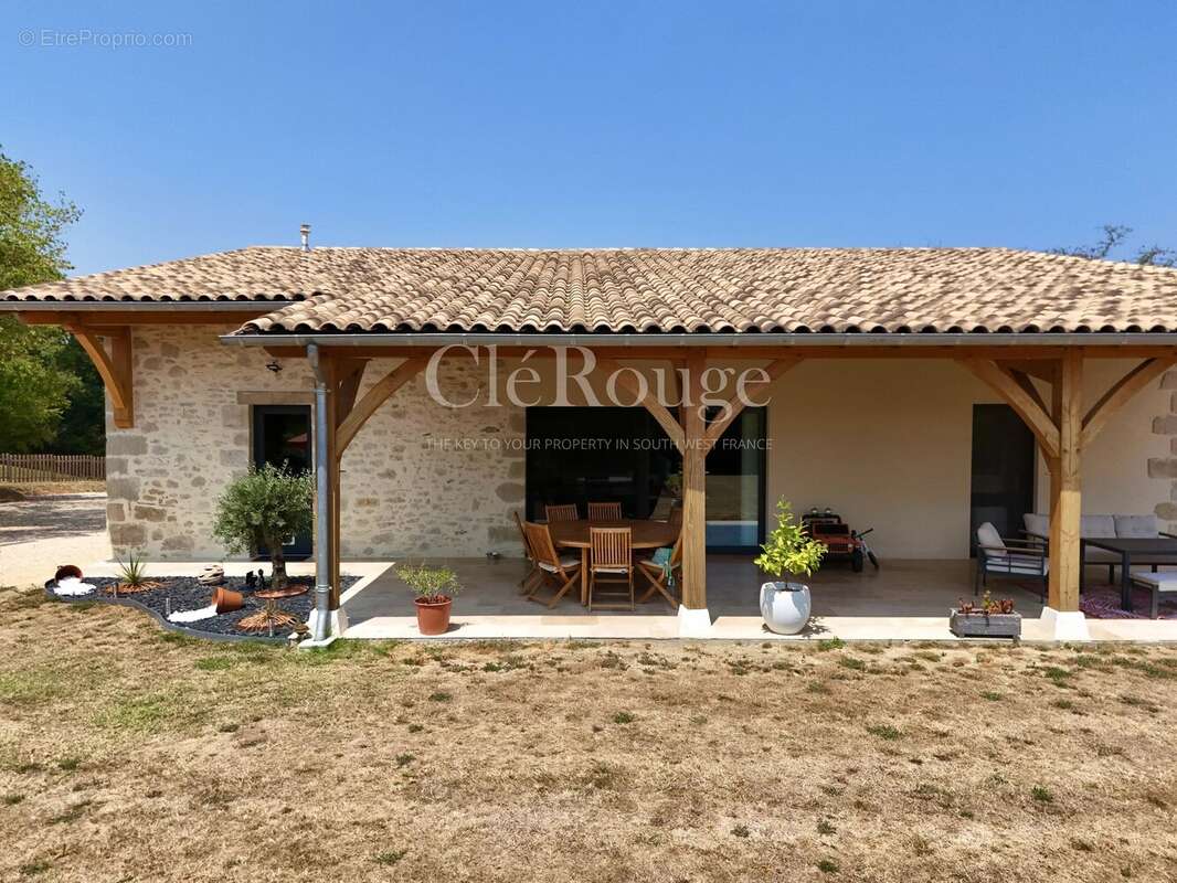 Proche d'Eymet – Ancien corps de ferme réinventé, entre charme de l'ancien et confort du neuf - photo 26