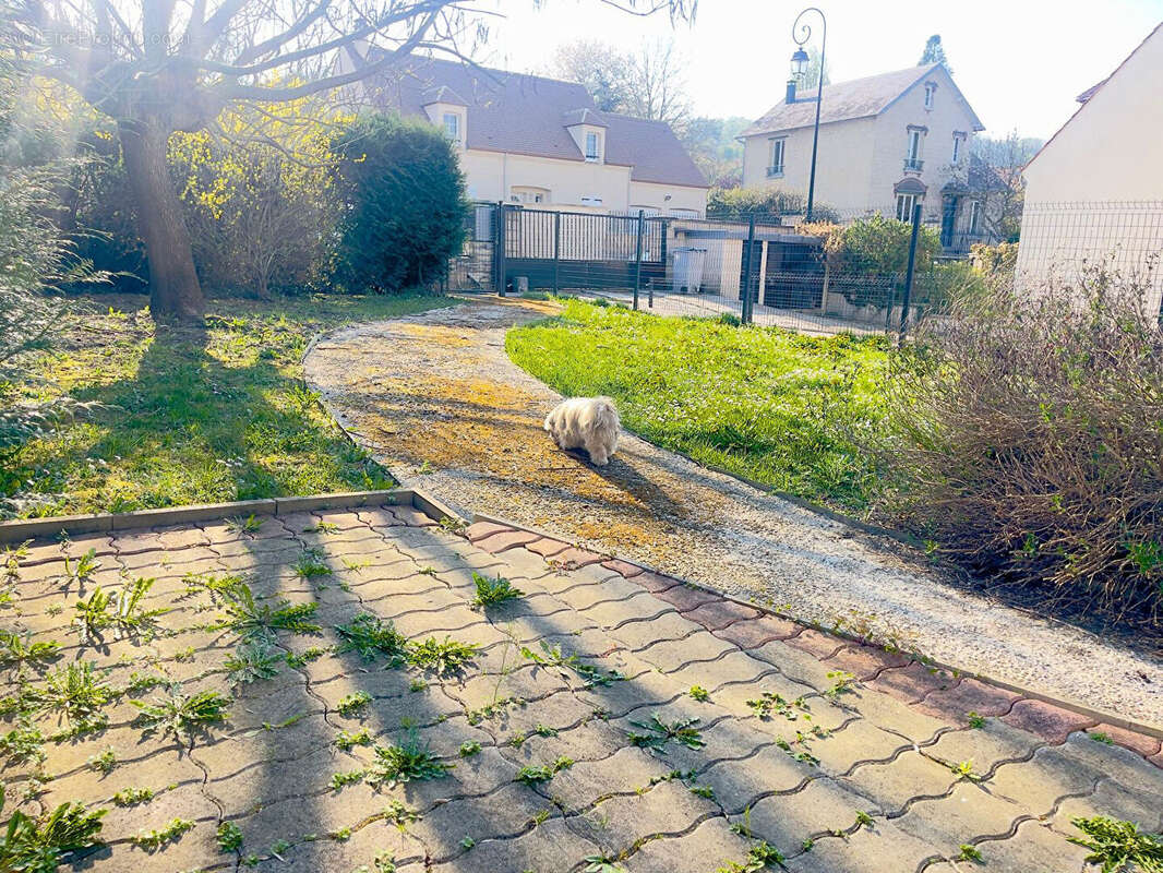 Appartement à RONQUEROLLES