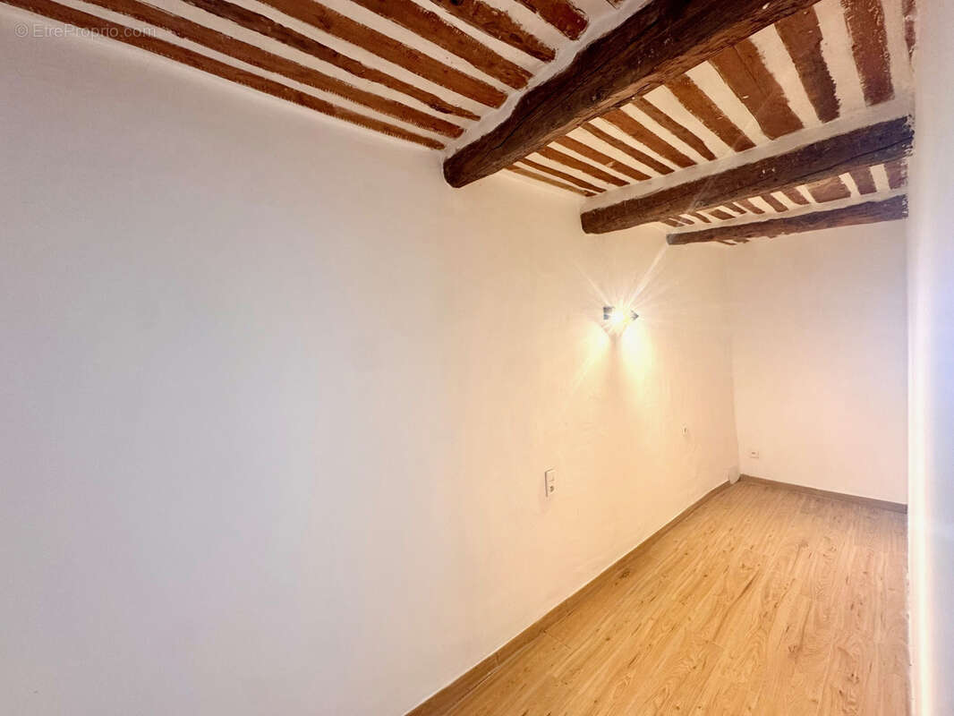 Appartement à VAISON-LA-ROMAINE