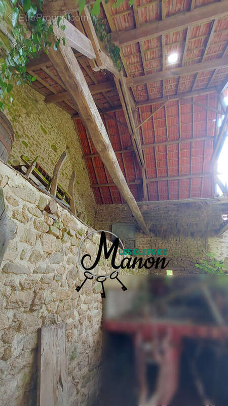 Maison à LAURIERE