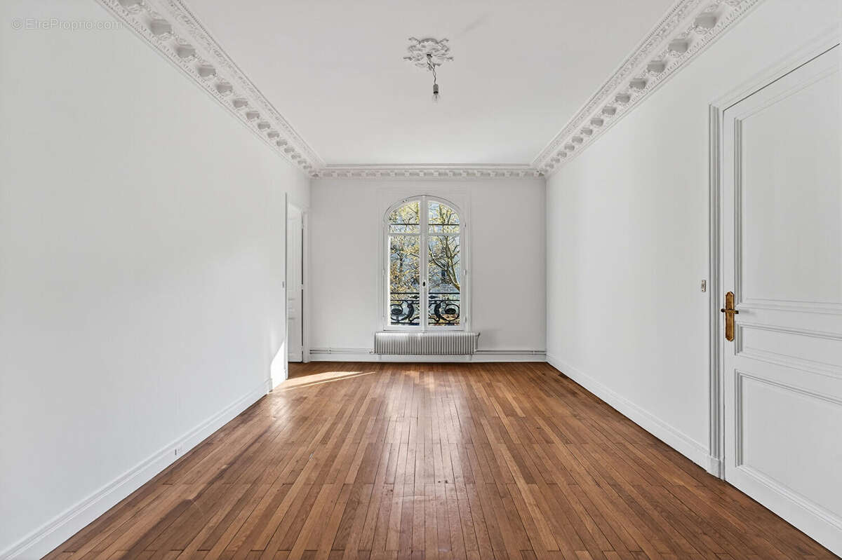 Appartement à PARIS-12E