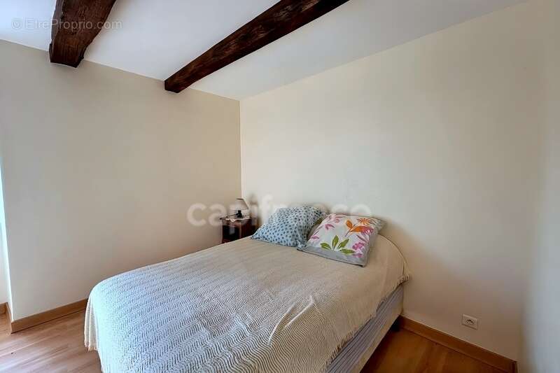 Commerce à LANDUDEC