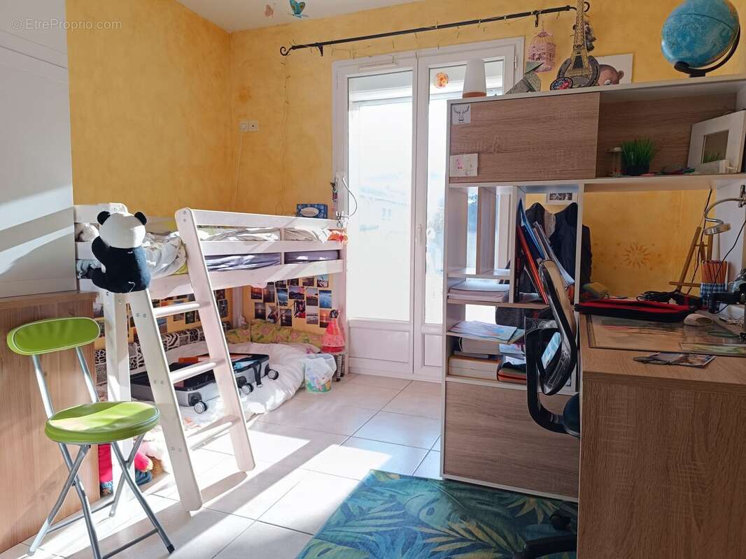 Chambre 1 - Maison à COURSAN