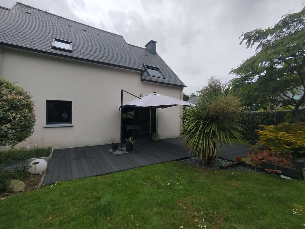 Maison à SAINT-SAUVEUR-DES-LANDES