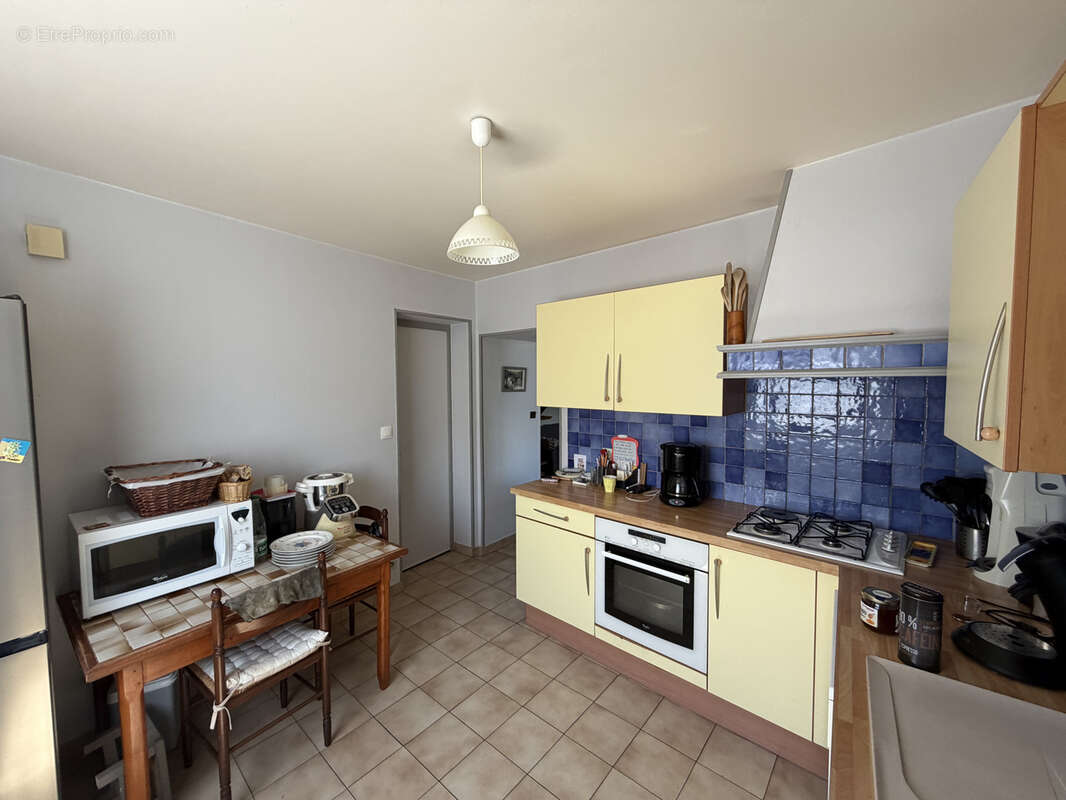 Vaux les Saint Claude, Maison de village avec garage et terrain non attenants - photo 5