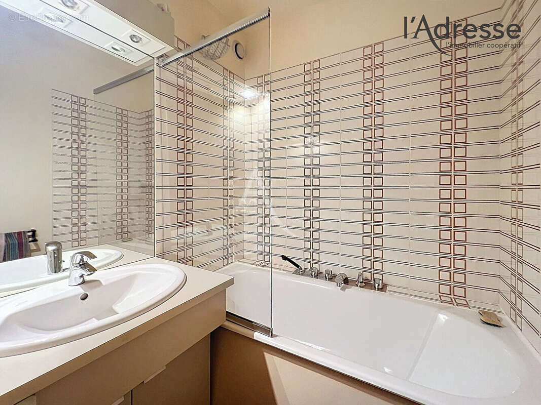 Appartement à SURESNES