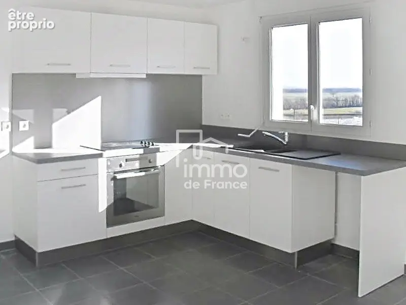 À vendre pour investisseur, t3  a chevrier  / 60 m2 - photo 2