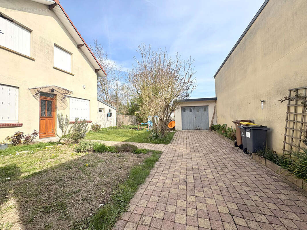 Maison 5 pièces de 104.53 m² - photo 15