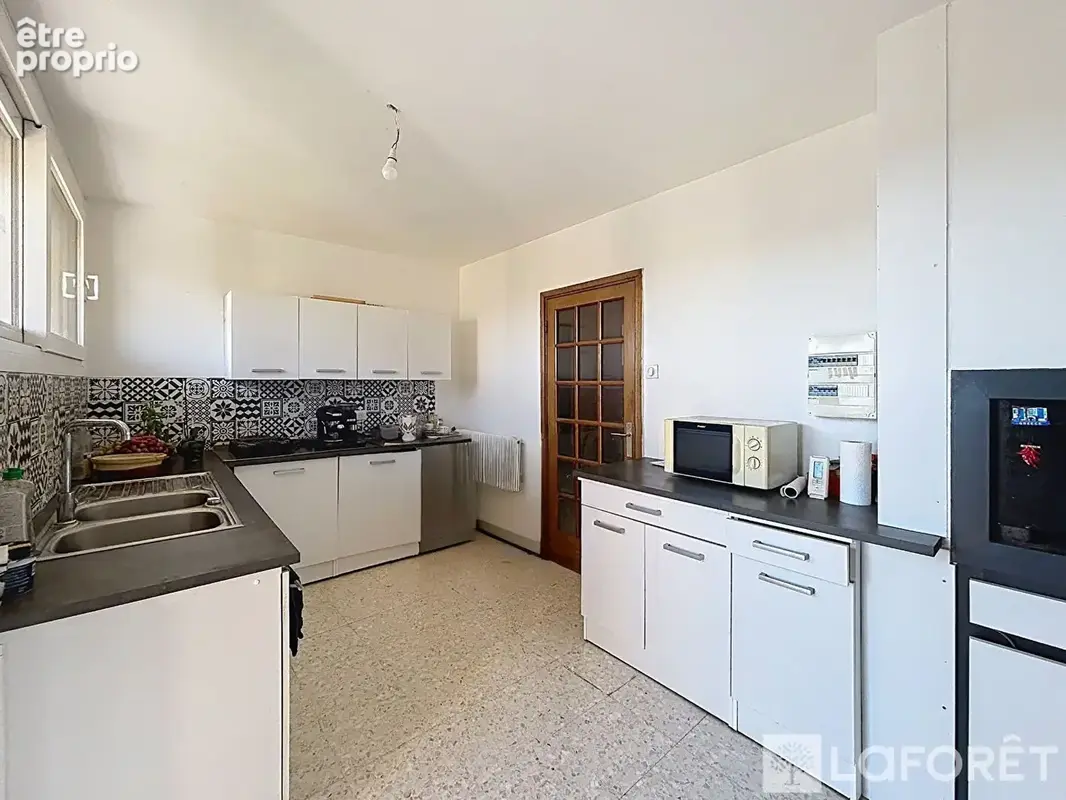 Appartement Béziers 3 chambres  87m² - photo 3