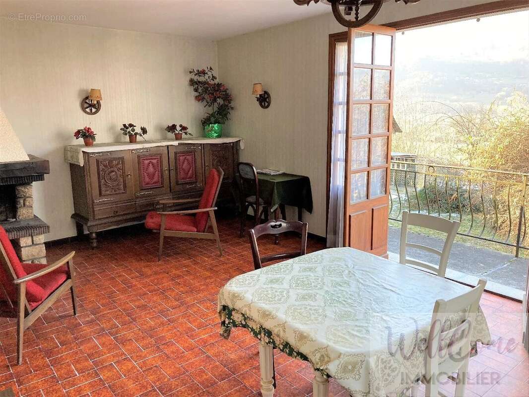 Maison à AIGUEBELLE