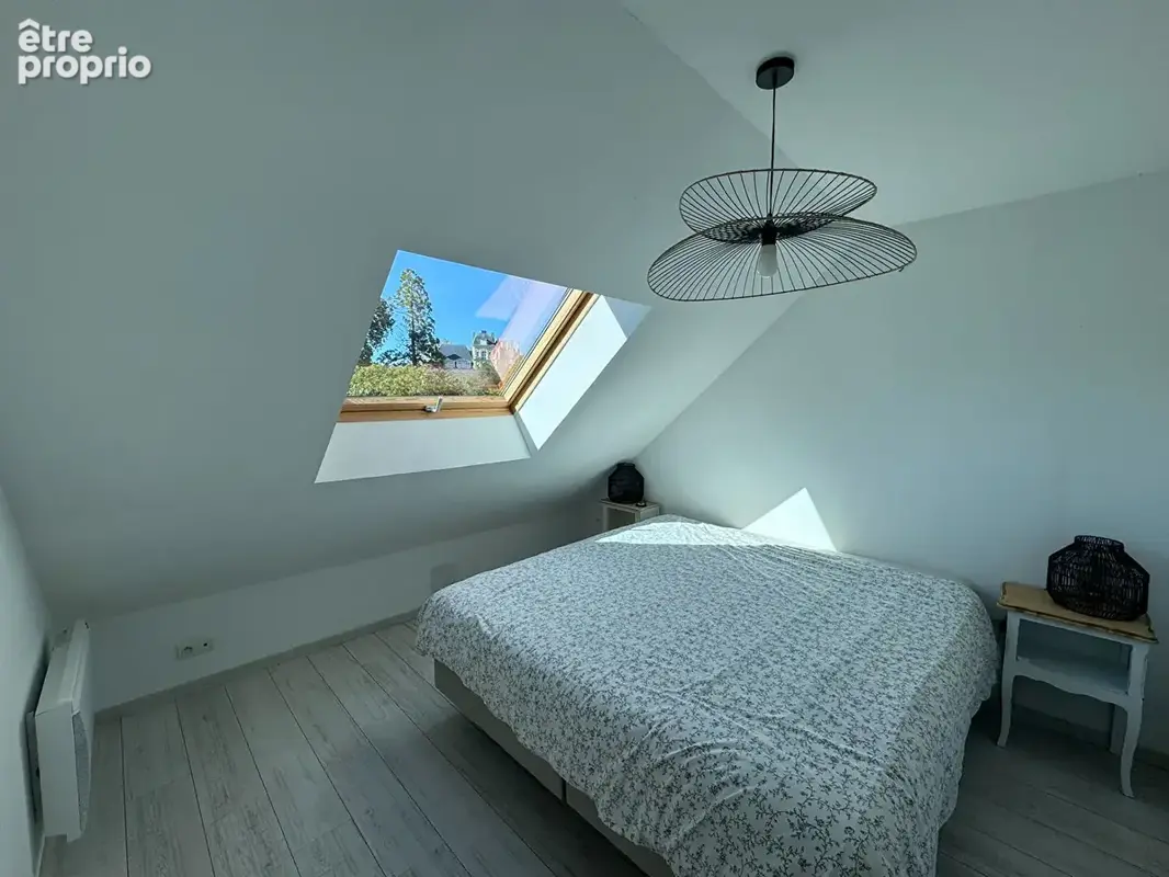 Appartement rénové à vendre à Brissac Quincé avec garage. - photo 5