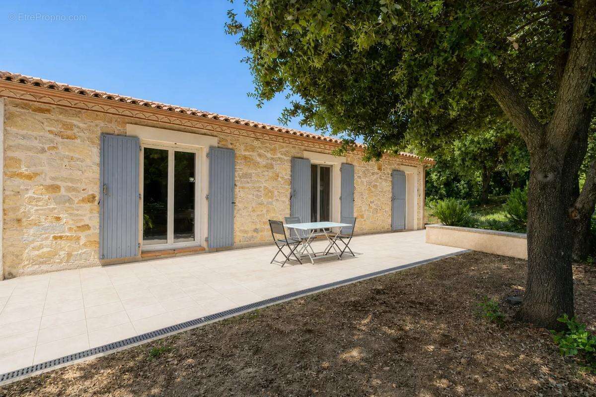 Maison familiale 6 pièces avec dépendance à Saint-Gilles - photo 15