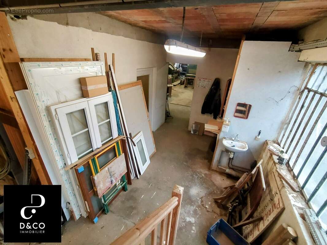 Commerce à SAINT-ALBAIN