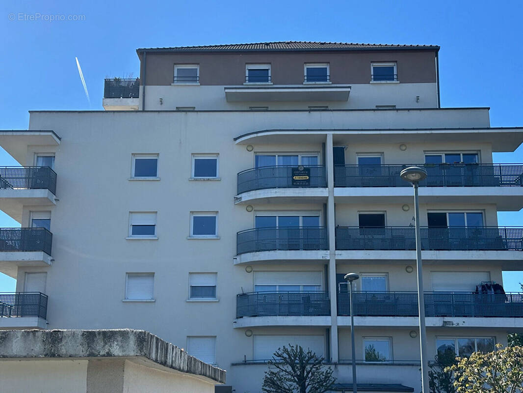 Appartement à CHENNEVIERES-SUR-MARNE
