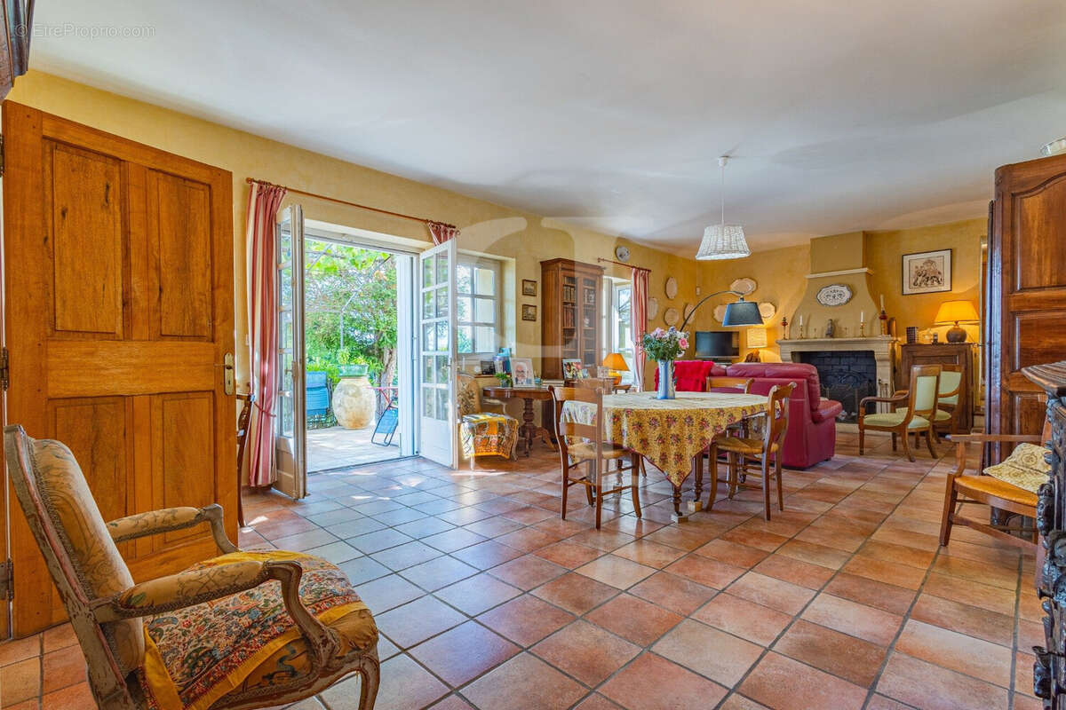 Maison à VISAN