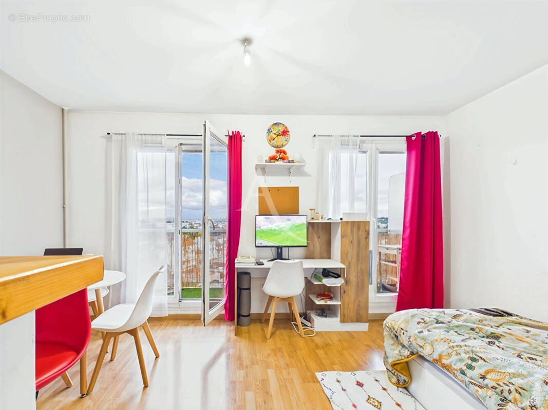 Appartement à MAISONS-ALFORT