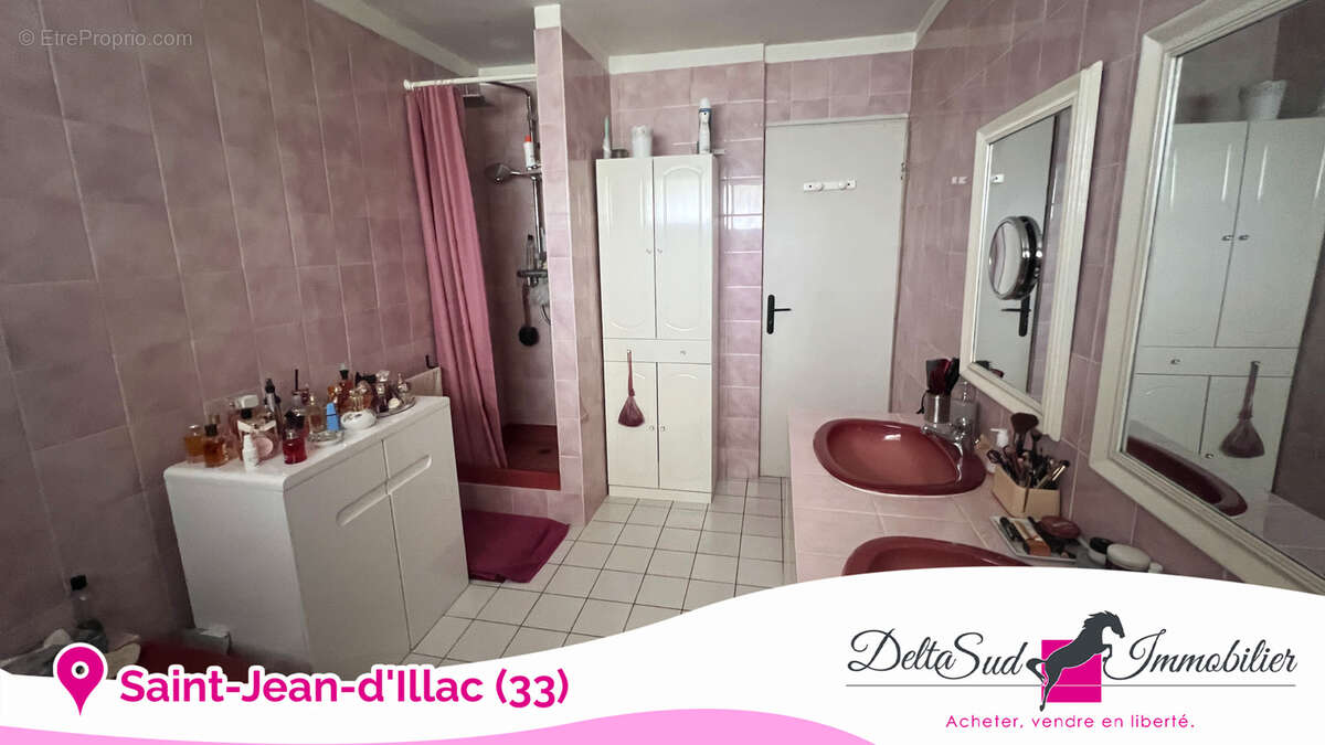 Maison à SAINT-JEAN-D'ILLAC