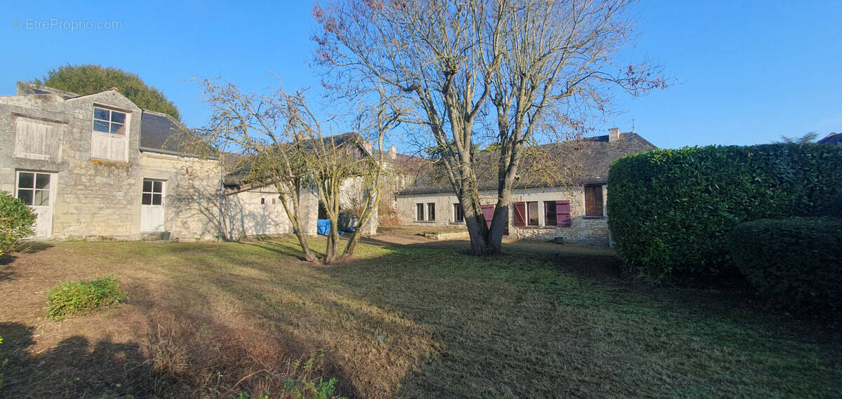 Maison à ROU-MARSON