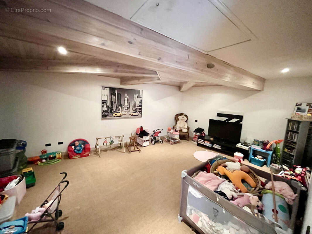 Appartement à VENISSIEUX