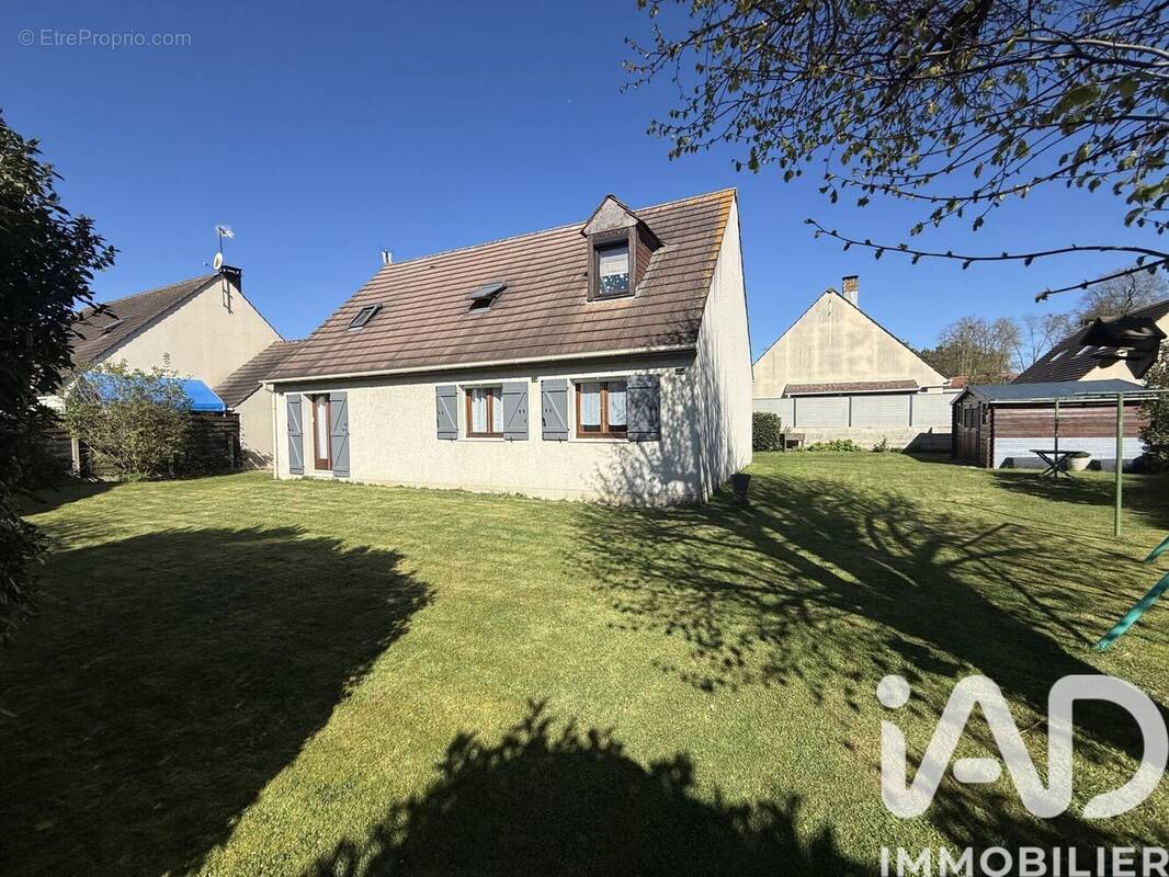Photo 1 - Maison à REMY