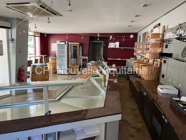 Appartement 475 m² à Jarnac  - photo 6