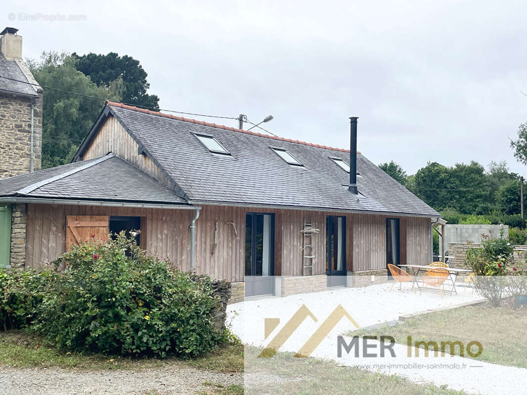 Maison à LE MINIHIC-SUR-RANCE