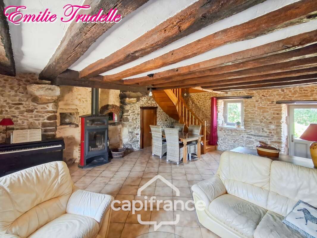  Longère de caractère du XVe siècle à vendre 5 pièces NUILLE LE JALAIS (72)  – 105 m²- 3ch – Terrain de 1 823 m² - photo 16