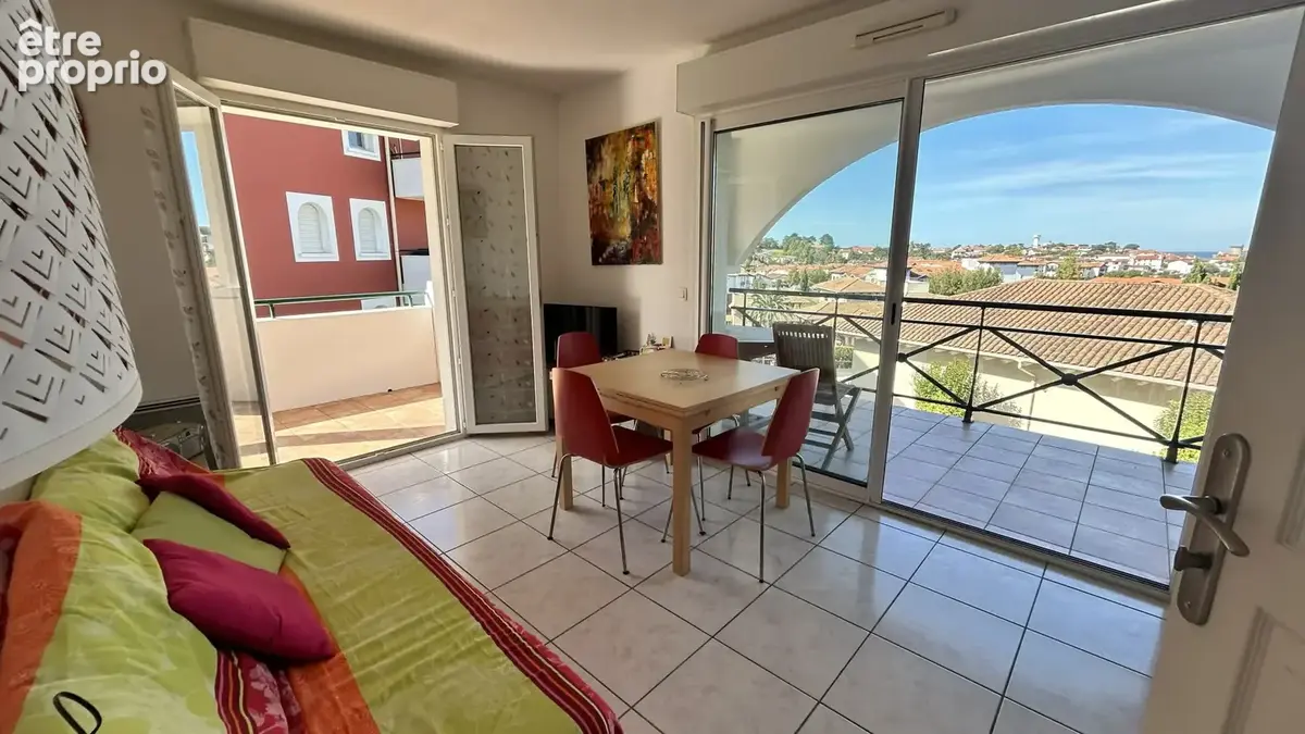 Idéal comme pied-à-terre, à seulement deux pas de la plage de Socoa. - photo 2