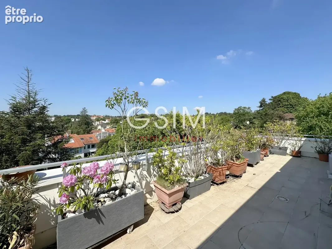RARE 3 pièces de 89 m2 en dernier étage avec balcon et Terrasse - photo 4