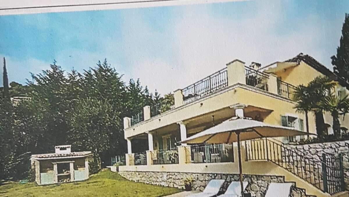 Immeuble - Maison à VILLEFRANCHE-SUR-MER