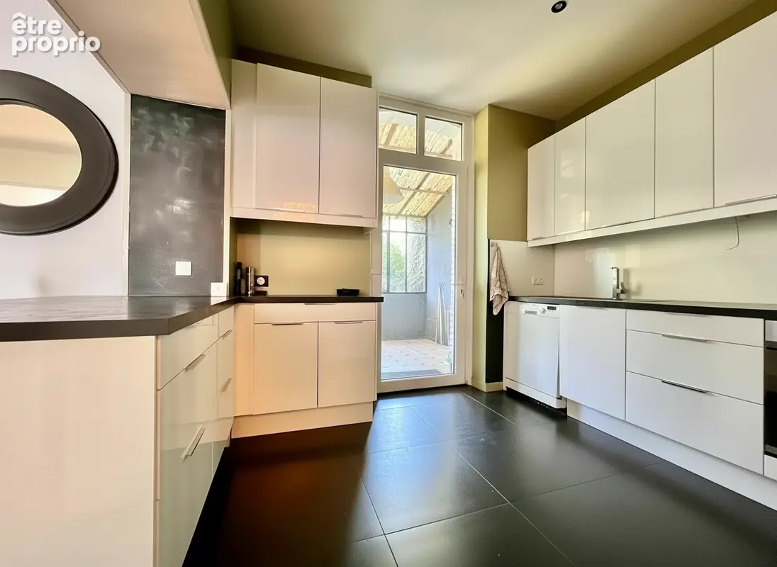 NANTES TOUTES AIDES - Maison 6 pièces, charme, jardin, 4 chambres - photo 5