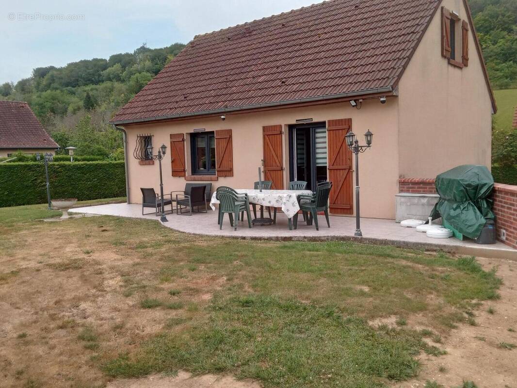 Maison à INCHEVILLE
