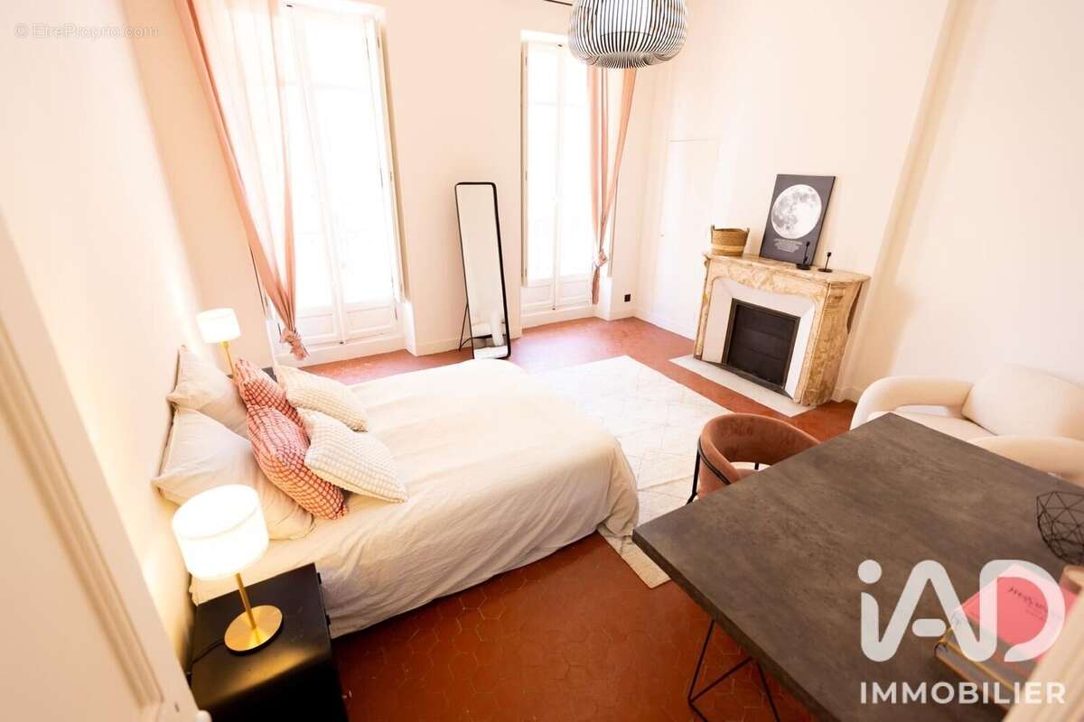Appartement 176 m² à Marseille-1e  - photo 7