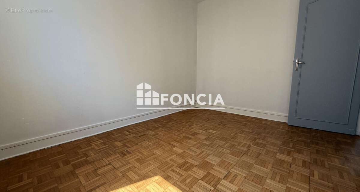Appartement à BOURGOIN-JALLIEU