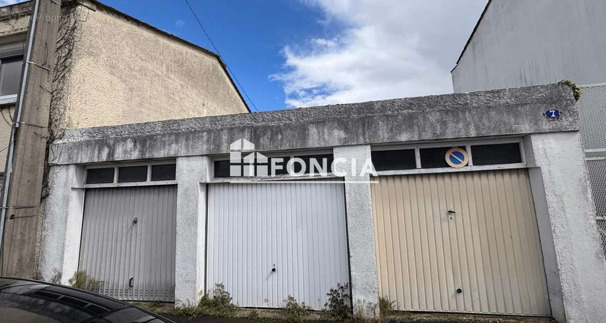 Parking à BORDEAUX