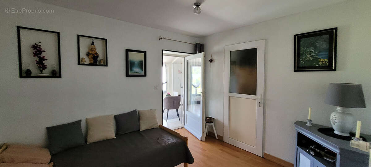 Maison à CHAMPIGNY-SUR-VEUDE