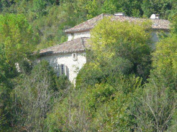 Maison à CASTELNAU-MONTRATIER